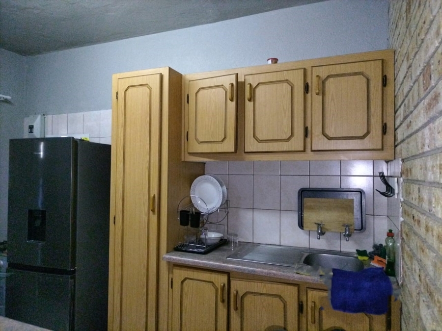 1 Bedroom Property for Sale in Rustenburg Central North West